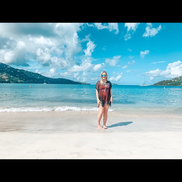 Meet your Posher, Paige - Picture 3 of 3